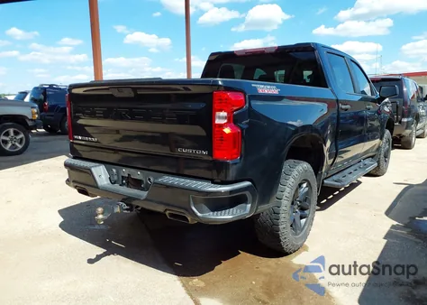 2019 Chevrolet Silverado 1500 Custom Trail Boss z USA, uszkodzony, nr VIN 3GCPYCEF7KG110838